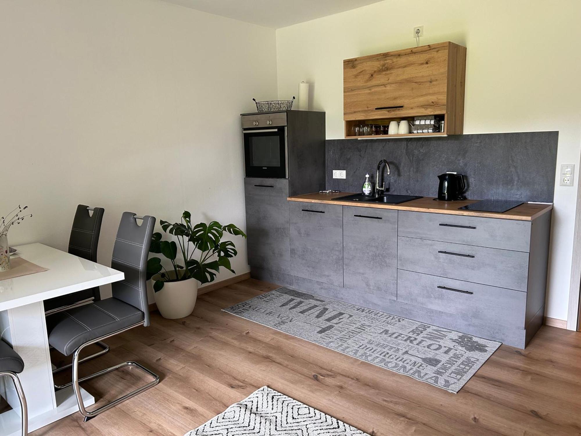 Ruhige Ferienwohnung Mit Terrasse Fuer 2 Personen Фоэнштраус Экстерьер фото